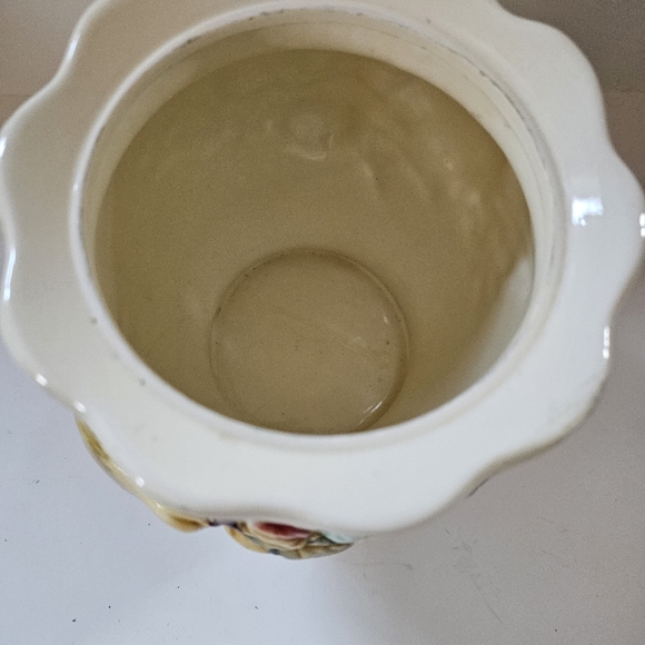 Vintage Cookie Jar with Lid Porcelain - Picture 8 of 8